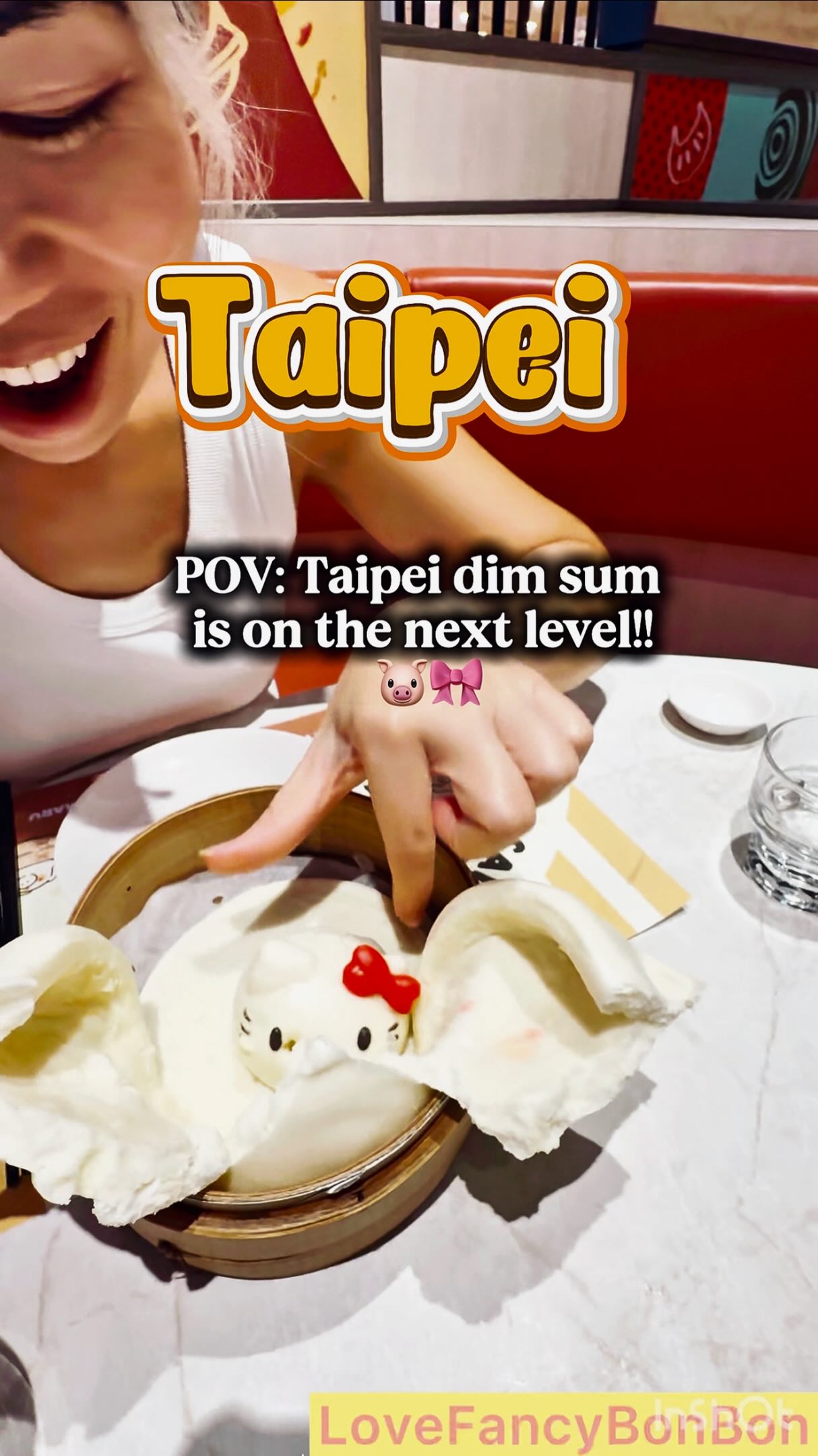 🐷I thought I was just ordering a cute Hello Kitty dim sum bun in Taipei, it’s a surprise! 🤯💖
😃A gigantic piggy bun came to me , it turns out there were different characters hiding inside.
😁Taipei really makes dim sum an adventure 😆 Surprise after surprise!!!
👉Tag someone who needs to try this in Taipei!
💌Save this for your Taipei food list when you’re traveling! ✈️🥟
Follow @lovefancybonbonstyling for lifestyle and traveling advice
#TaipeiEats #TaipeiTravel #HelloKittyFood #lovefancybonbon 台北旅遊 縮圖