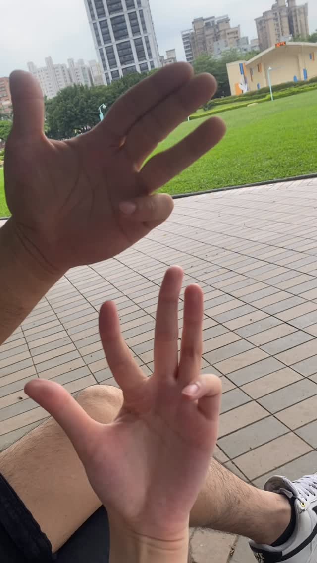 你們也能輕鬆比9嗎🥹🖐🏻 縮圖