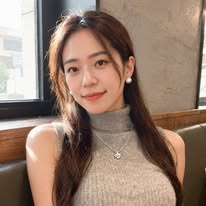 克羅伊Chloe｜妳的塔羅閨蜜 🪐 Instagram 創作者頭像