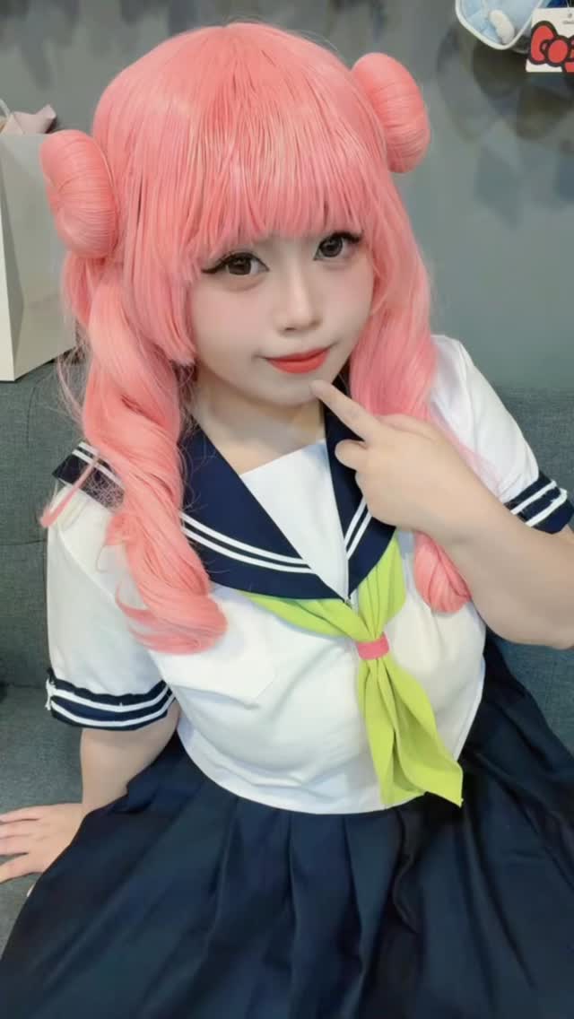 ♡
久違出角ㄉ還好天氣很舒服😚

#正反対な君と僕 #鈴木みゆ  #相反的你和我 #cos #cosplay 縮圖