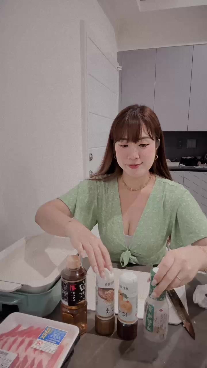好好吃的日本食品醬料團
介紹跟壽喜燒湯汁比例
等我來撰寫跟你們分享!
@japan_navi_store_tw 縮圖