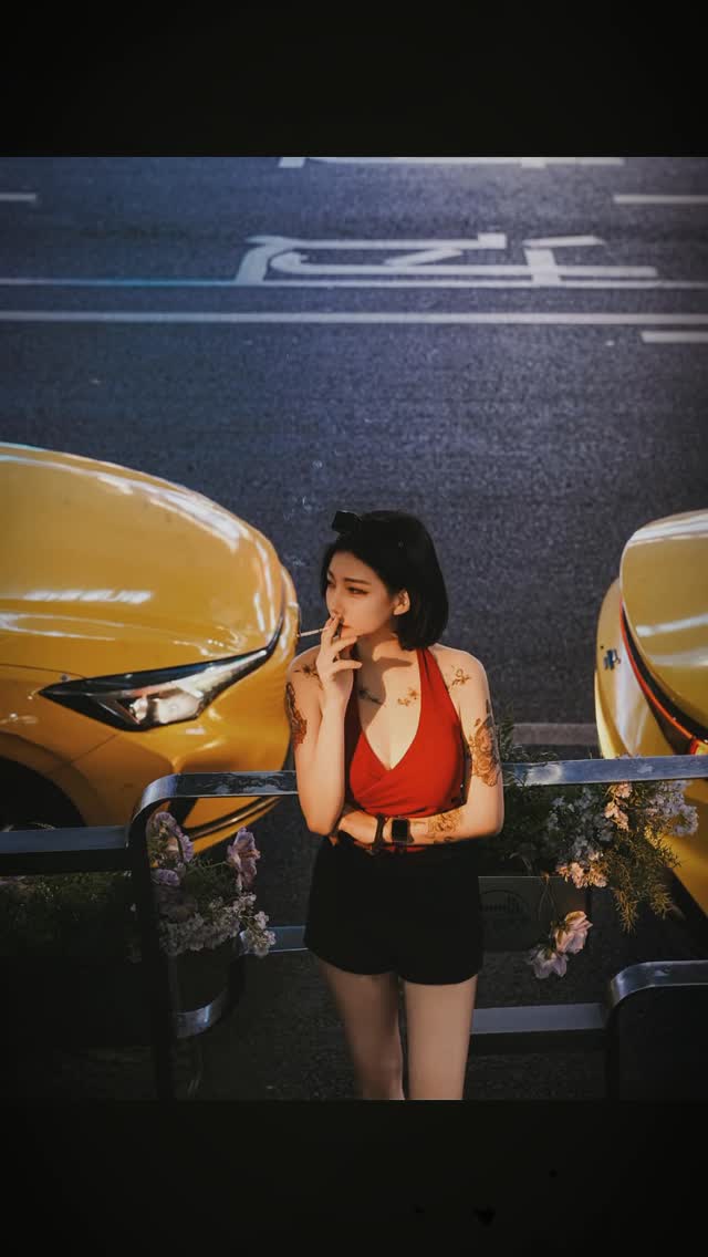 為了出片抽菸
我太難了🫩
#重慶 縮圖