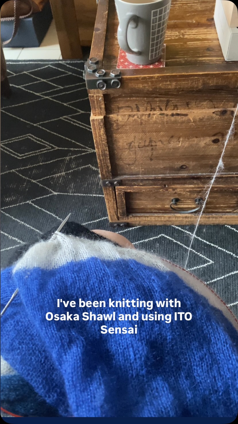 A sign of a good quality mohair yarn. 🧐 Loving this.
Yarn: Sensai from @itoyarn 縮圖