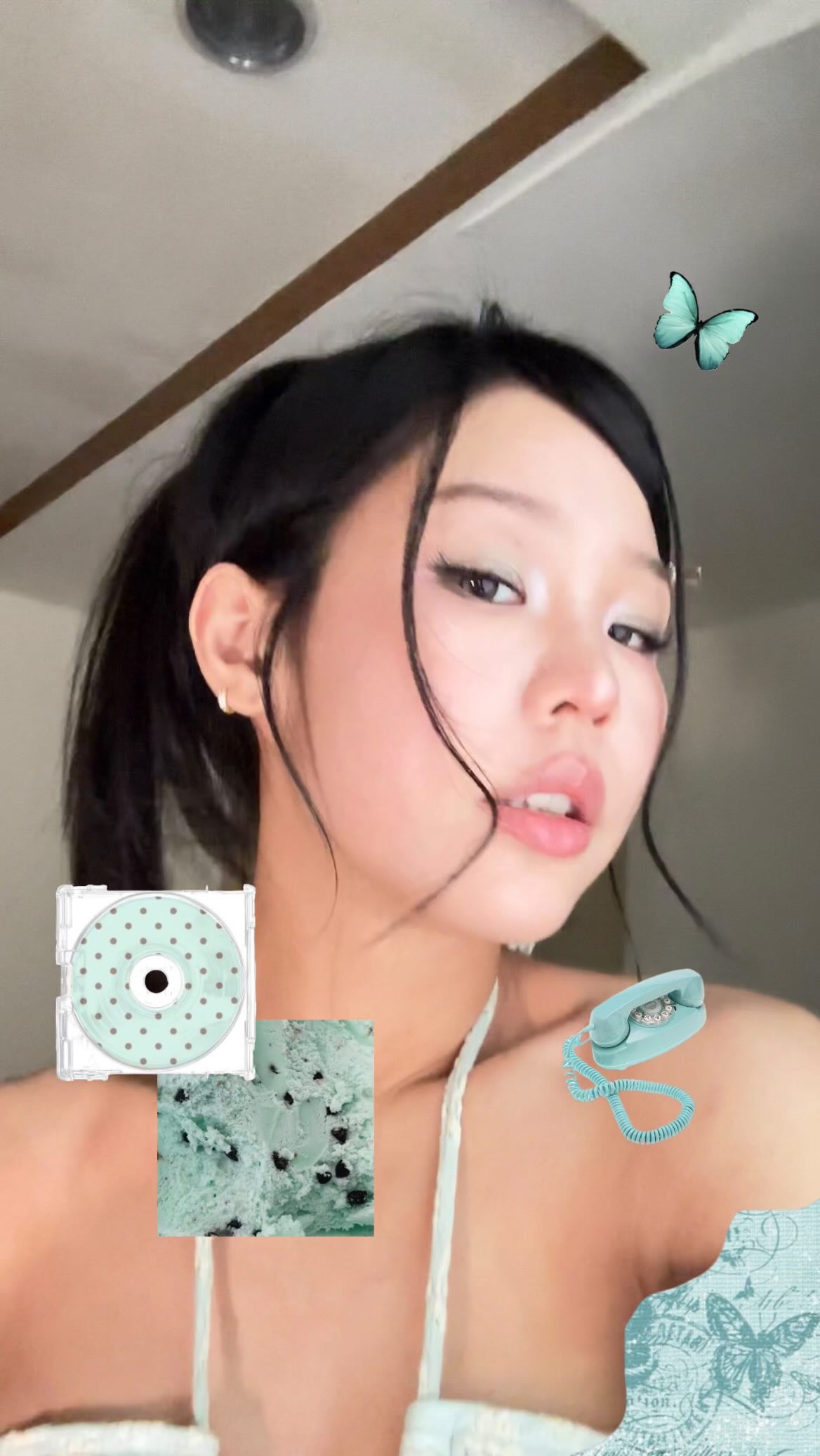 今天是薄荷巧克力🍪🍨🛼
eyes: @kate.tokyo.official_tw 055、PK-1
lashes: @bbelashes_tw
blush / highlight: @kate.tokyo.official_tw PK-1
inner corner: @canmaketokyo 04
lips: @kate.tokyo.official_tw CP04 縮圖
