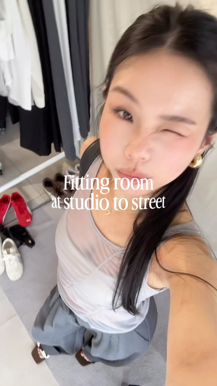 越簡單的單品越耐看
還可以堆疊出不同穿法 好喜歡!
拍攝完馬上包了兩件褲子🧾
接著要買背心啦
8/19 開賣!在 @studiotostreet_ 買得到 縮圖