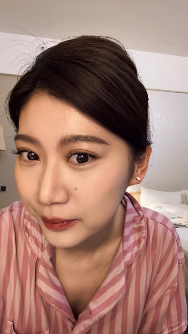 -
嘻嘻跟窩一起上班前綁頭髮閒聊吧😝 縮圖