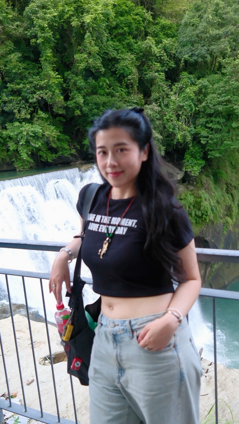 小天最近很認真溜我
說要曬夠太陽+走路走夠
我一個大宅女每天被拎著到處溜
回到家就是放電過頭的好睏嗚嗚
又累又拖延症不去洗澡(?
然後洗下去又洗一小時
離題了
總之我都配合度很高的被溜
也是種和諧¯\_( ͝° ͜ʖ͡°)_/¯
今天又是宅女有營業的一天
然後封面照片沒對焦到臉但沒關係
#福隆 #十分瀑布 #福隆便當 縮圖
