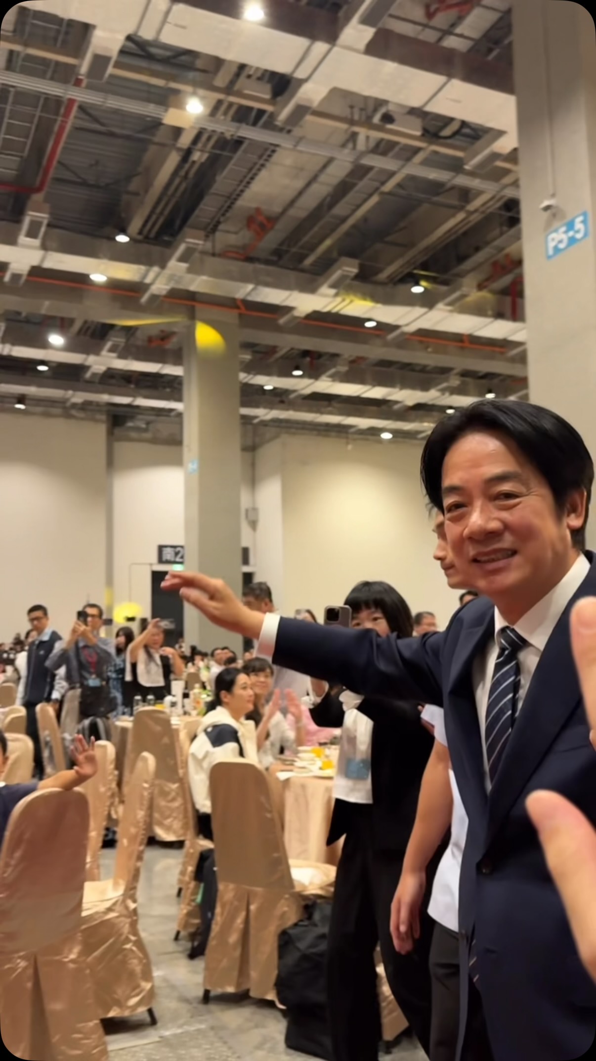 +20260909+
賴祥德我不會屈服的
✅ 跟總統擊掌🙌🏻成就達成 縮圖