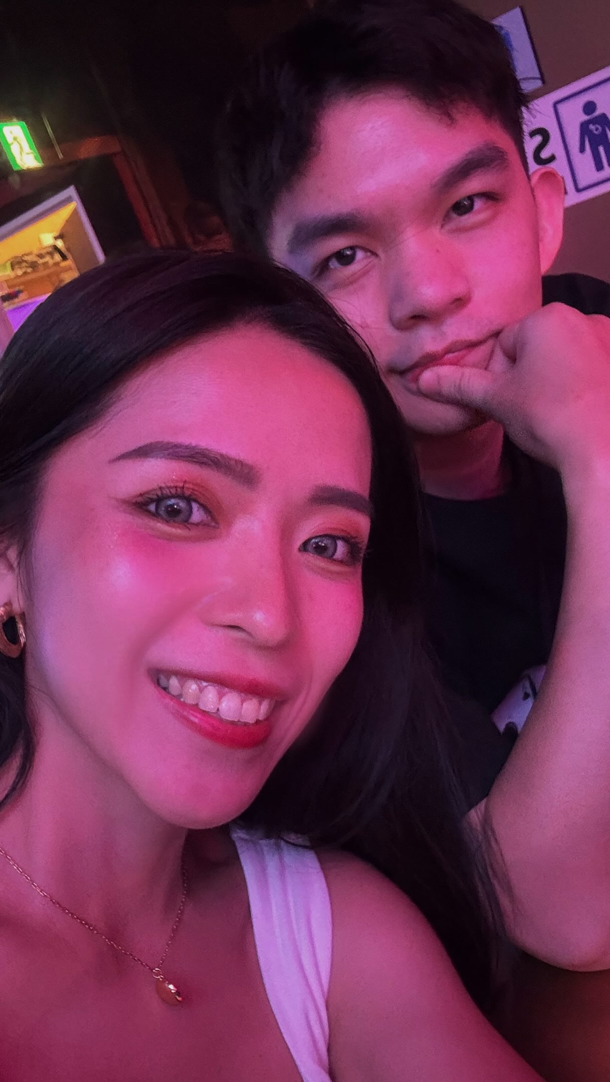 男友太爽 我不爽
下次我也要!!
只能說舞者真的都好辣好厲害
很值得欣賞的表演 縮圖