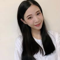 韓媳 Melody帶娃中  ✈️ 𝐂𝐡𝐢𝐡𝐘𝐮𝐧 Instagram 創作者頭像
