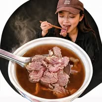 THE Foodiary 在科技業打工的美食部落客 Instagram 創作者頭像