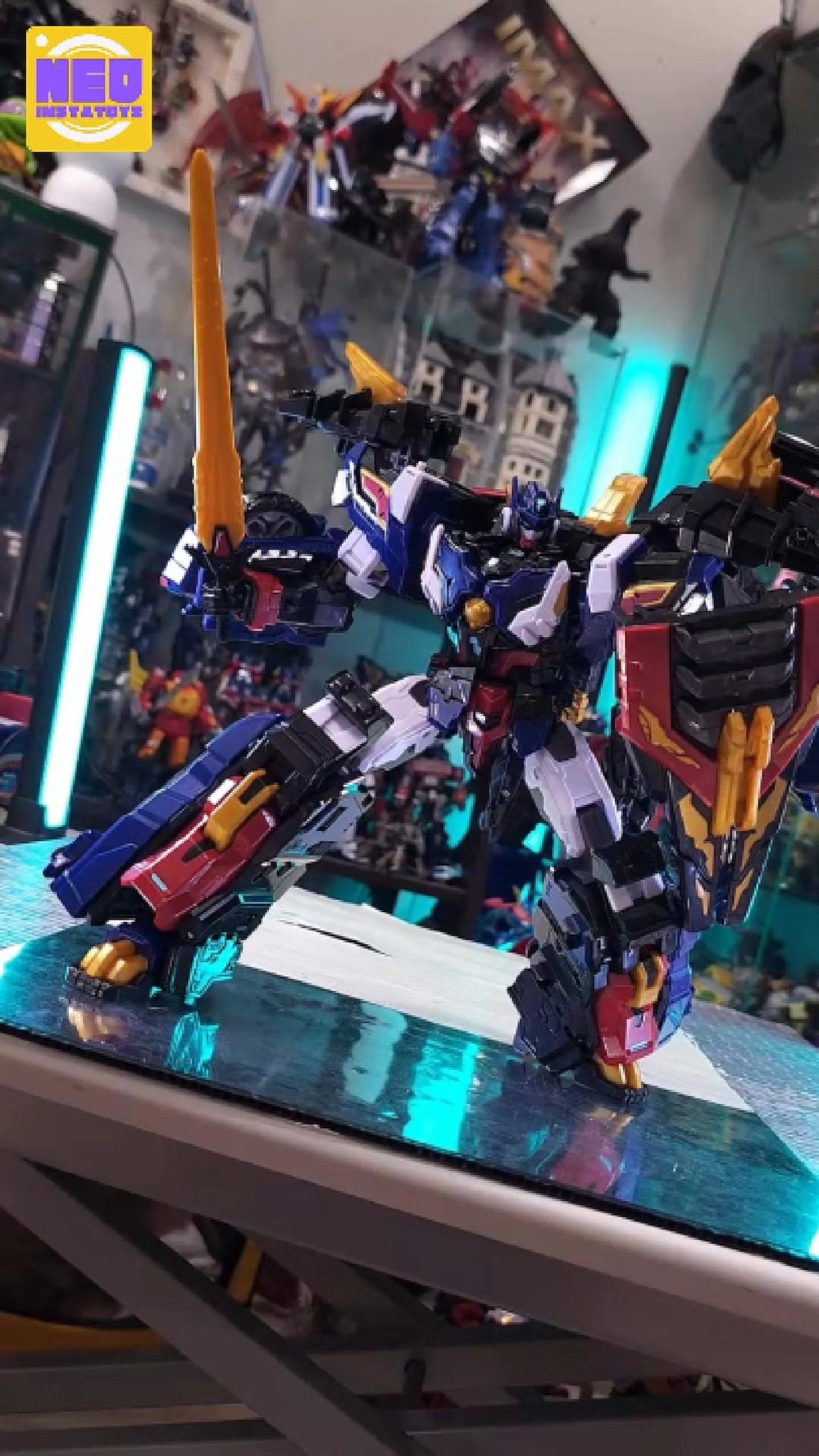 MINIFORCE 迷你特工隊 暴龍戰甲 復刻限定版 SM53779 Review|feat. 麗嬰國際 × 放電media
購買連結:
https://shopee.tw/MINIFORCE-%E8%BF%B7%E4%BD%A0%E7%89%B9%E5%B7%A5%E9%9A%8A-%E6%9A%B4%E9%BE%8D%E6%88%B0%E7%94%B2-%E5%BE%A9%E5%88%BB%E9%99%90%E5%AE%9A%E7%89%88-SM53779-i.285705541.49866165744?extraParams=%7B%22display_model_id%22%3A321376487935%2C%22model_selection_logic%22%3A3%7D&sp_atk=d8bffba4-c303-4117-ae8d-15d51881fd0c&xptdk=d8bffba4-c303-4117-ae8d-15d51881fd0c
#迷你特工隊 #暴龍戰甲 #玩具開箱 #MINIFORCE #MiniforceLegacy 縮圖