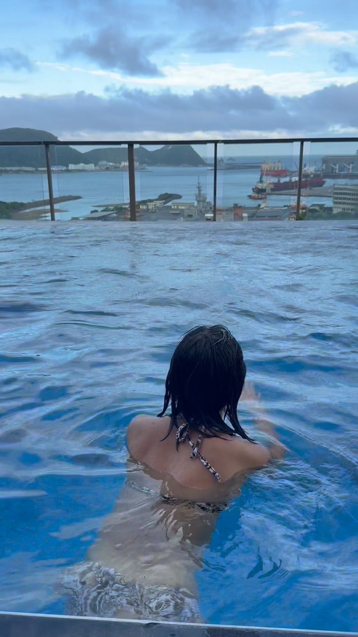 👙⛰️💦 縮圖