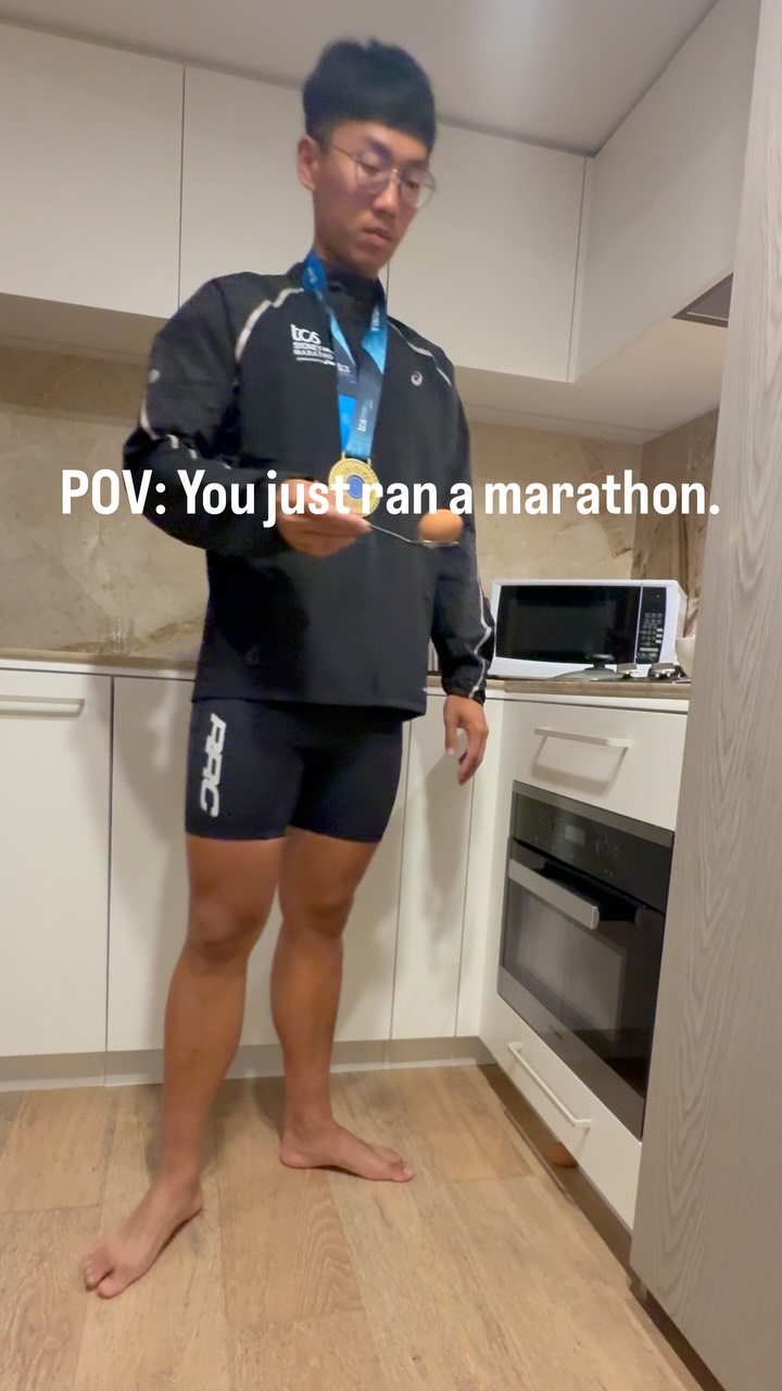 懂得都懂…
彎腰現在對我來說是極限運動…
下樓梯 蹲馬桶 起立都是..
#sydneymarathon2026 #runningmemes 縮圖