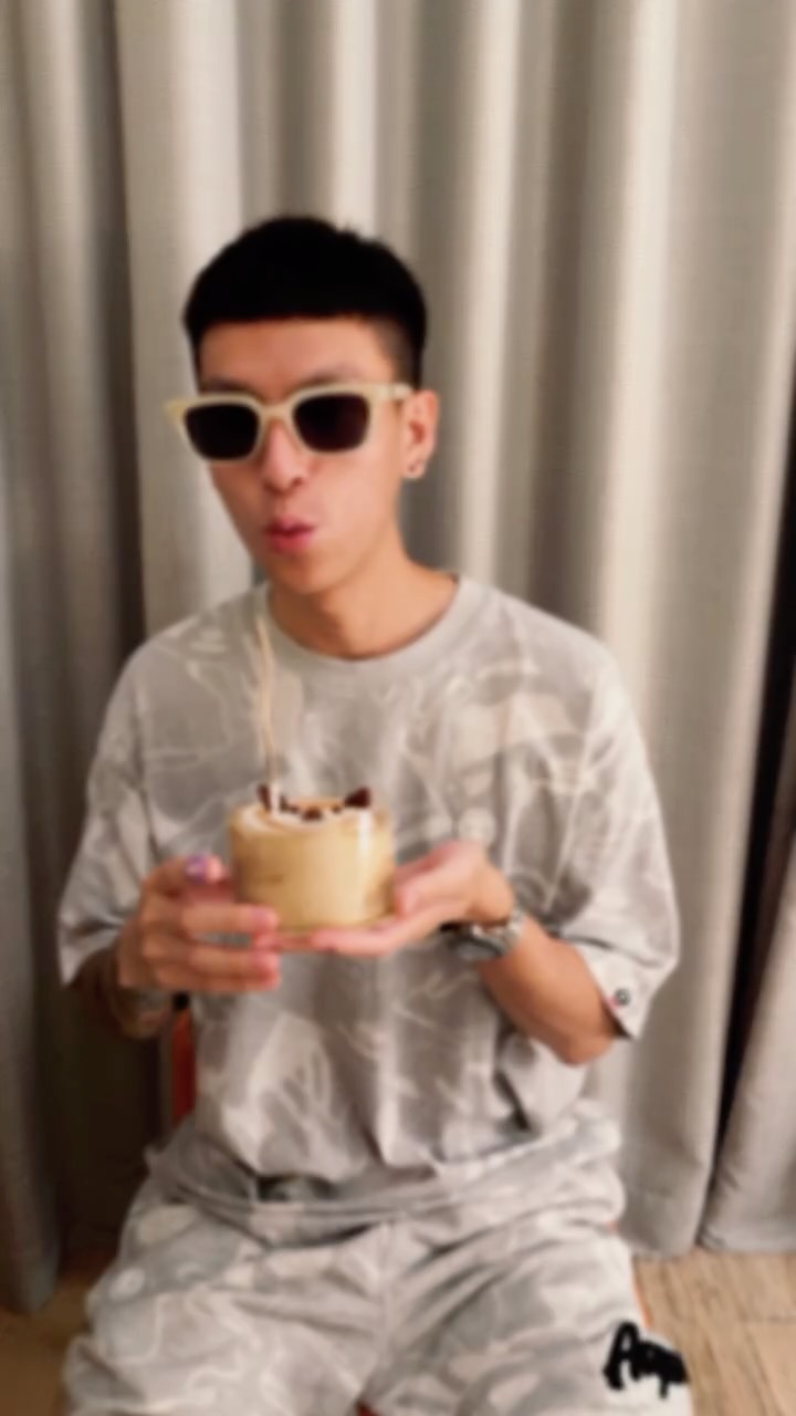 老公生日快樂🎂😘LOVE YOU
#生日影片 #生日 #生日佈置 #birthday #生日蛋糕 縮圖