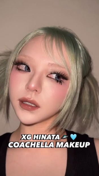 Hinata coachella makeup🛸💙💚🩵 縮圖