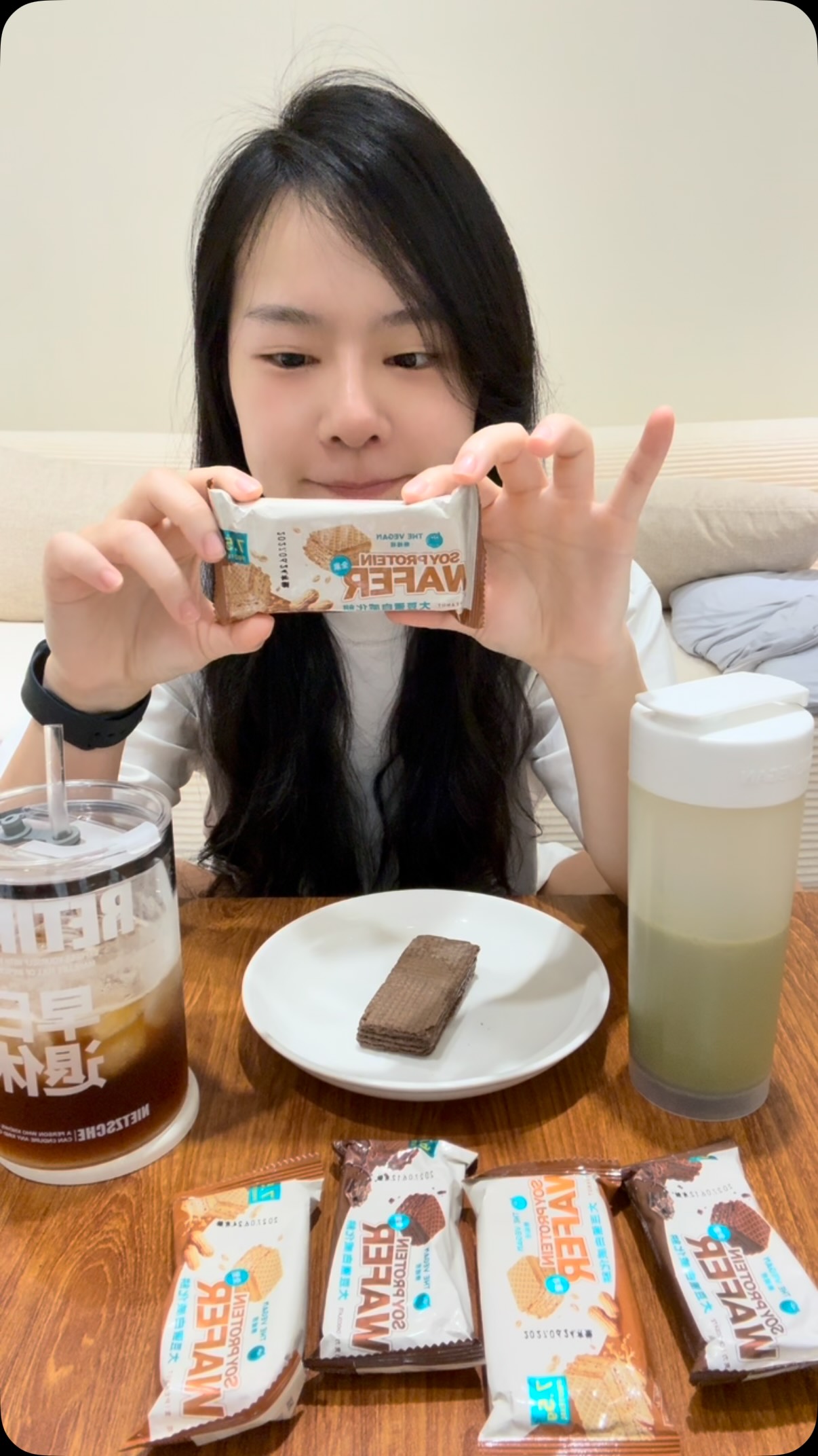 事實證明了,不是所有東西加熱都會好吃(?
沒有想到過原來冷藏/凍的餅乾吃起來更脆、更清爽,非常推薦大家試看看!
🍫 巧克力口味
可可濃郁,耐吃不膩,是大人系巧克力!
🥜 花生口味
醬感給滿,濃郁花生味,不愛甜食的好選擇
✦ 6.7g↑蛋白質 ➠ 抗餓增加飽足感
✦ MCT中鏈脂肪酸 ➠ 優質好油⚡️快速轉換能量
✦ 減糖配方 ➠ 低糖不膩口
✨ 無添加色素、防腐劑
9/9-9/15 威化餅盒裝第二件78折!
可以輸入我的折扣碼:bailey
全單 購買 滿NT$1, 即享 95 折
全單 購買 滿NT$3,000, 即享 9 折
推薦連結:https://www.thevegan.com.tw/?sl-ref=bailey
#樂維根 縮圖