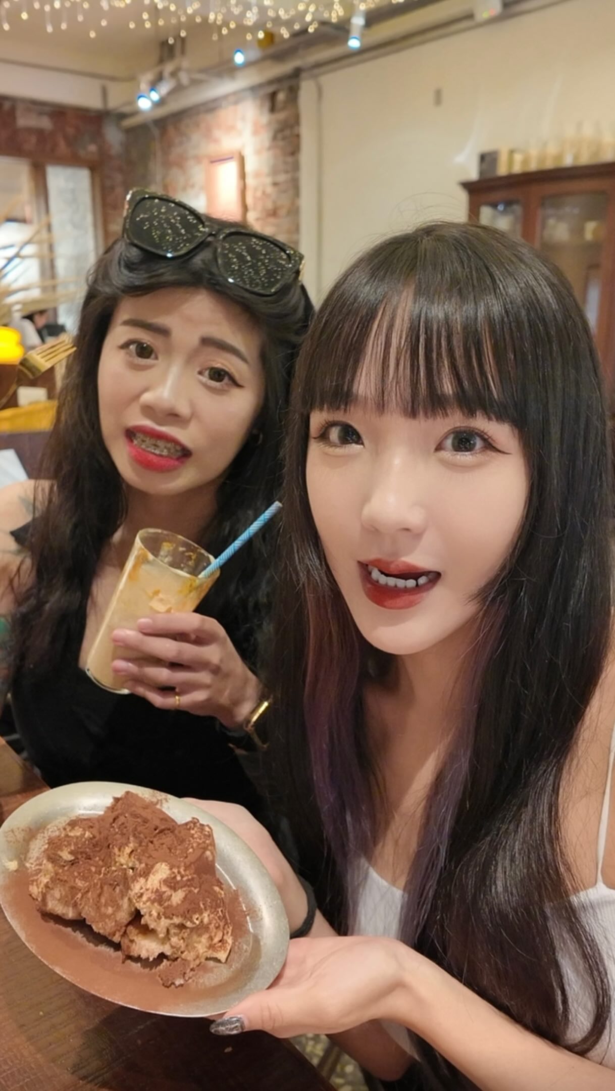 選擇障礙的大家
快標記你的朋友 下次一起用AI點餐吧👌🏻
這次用餐餐廳的提拉米蘇真的超級好吃😋
@chiu.chiu.ler
📌有耳朵早午餐 老宅店
📍臺北市中山區興亞里松江路64巷10之2號1樓
#台北早午餐#中山早午餐#中山區早午餐#中山區咖啡廳#台北咖啡廳 縮圖