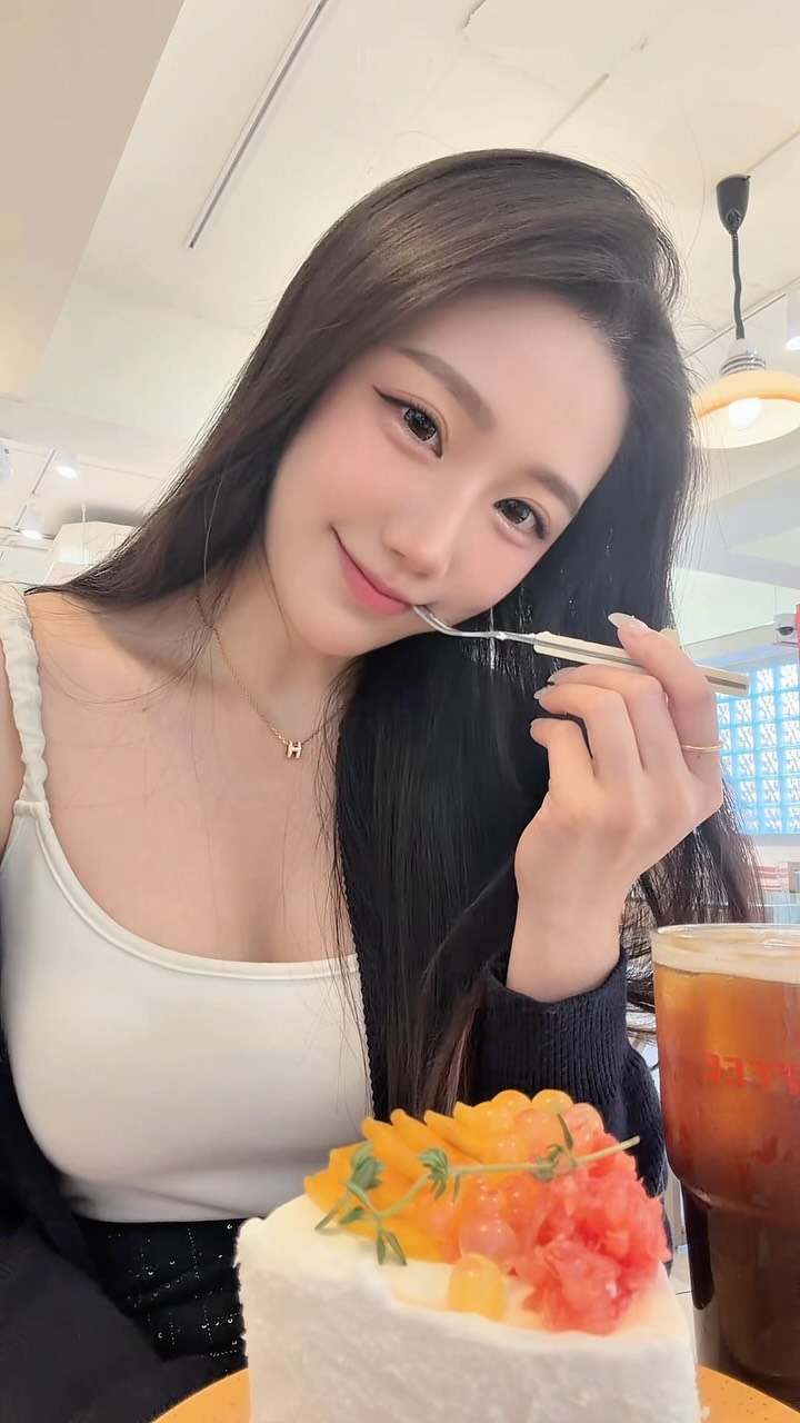 偶爾也要療癒一下自己~
因為跟自己相處最久的就是自己了🫶🏻 縮圖