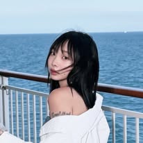 YUN HSI｜克拉拉Clara Instagram 創作者頭像
