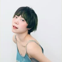 張晴 Qing Instagram 創作者頭像