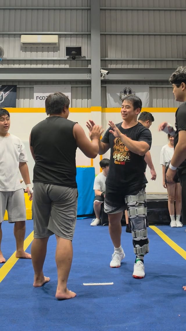 鋼鐵人練特技
#partnerstunt #sports #cheerleading #funny #challenge 縮圖