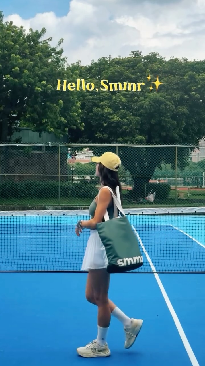 New tennis accessories always put me in a good mood. 🎾
Thanks for @smmr.club 💛💚
-
當你有新的網球配件(👜🧢)
出門教課打球都會有好心情🤭
謝謝Smmr 夏日午後☀️
用心設計的網球質感生活商品❣️
後續分享包包細節想看的留言「🙋」 縮圖