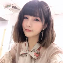 林舒語 Instagram 創作者頭像