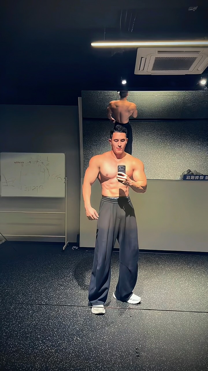 進修訓練休息充電時間到!
😁🦬🦬🦬🦔
#ifbbpro #persanoltrainer 縮圖