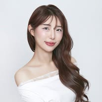 倫倫 LunLun Instagram 創作者頭像
