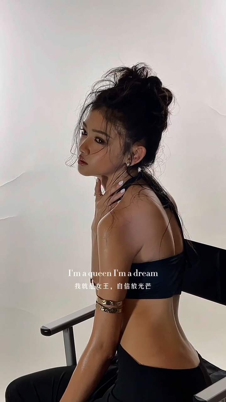 𝗘𝘀𝘁𝗼 𝗾𝘂𝗼𝗱 𝗮𝘂𝗱𝗲𝘀.

📸@kaynaphoto 
💄@eda_16bc 

#ootd #fypシ #tiktok #凱納視覺 縮圖