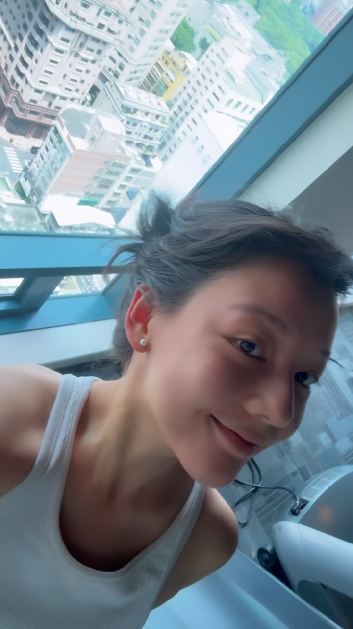 允許一切如其所是，除了夏天。 縮圖