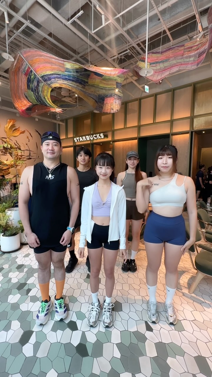 謝謝大家陪我當搞笑女 好可愛 好愛😍 縮圖