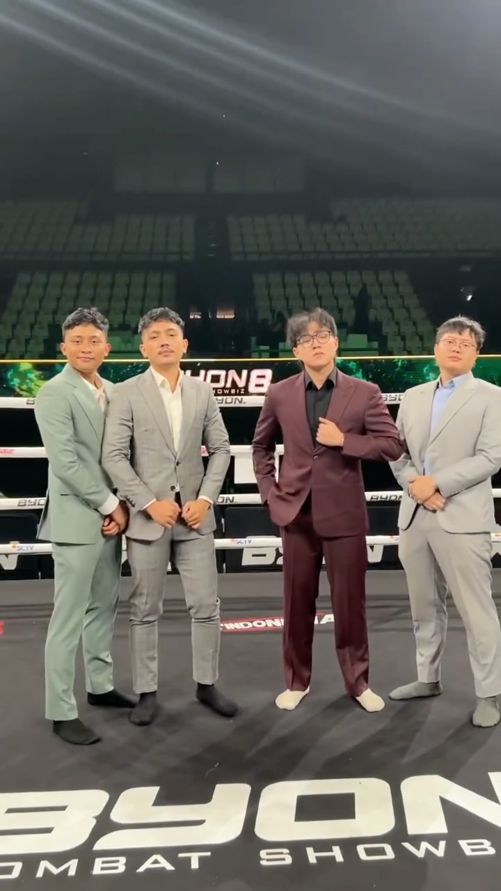 WE IMPROVE WITH NEW FIRE‼️🔥

BYON COMBAT SHOWBIZ 8
TENNIS INDOOR SENAYAN
29 AGUSTUS 2026
LIVE PAY-PER-VIEW DI
@vidiodotcom
#byoncombat
#byoncombatshowbiz
#byonsports 縮圖