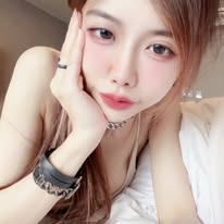 國民闆娘✖️女漢子小麥 Instagram 創作者頭像