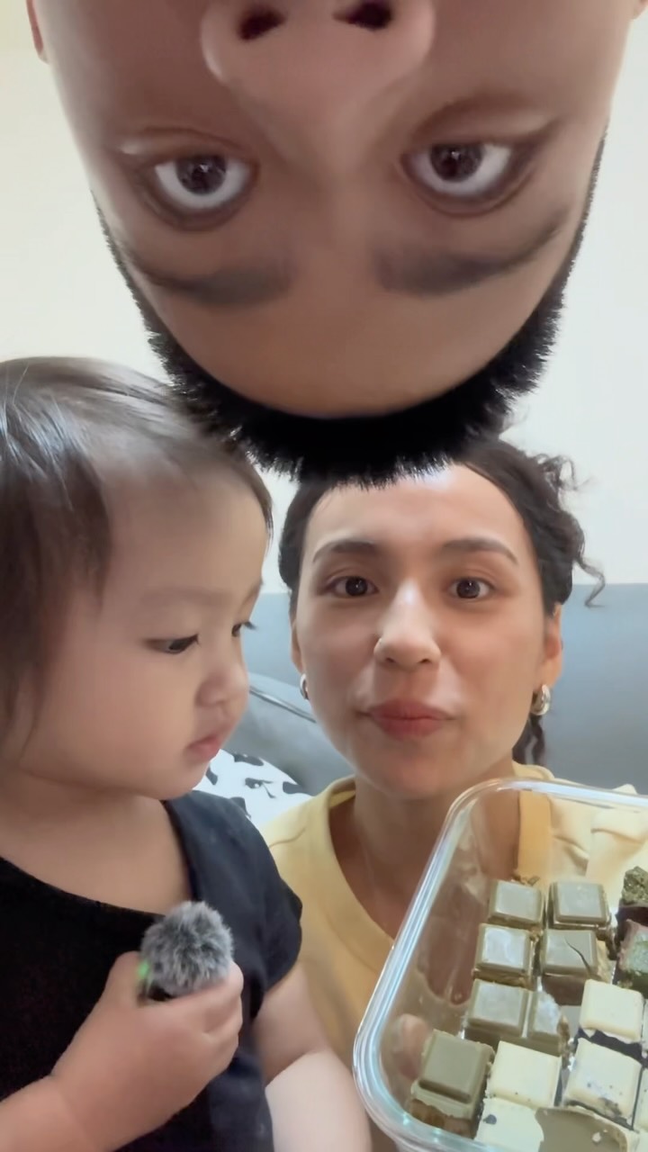 每次拍吃播都好混亂哈哈哈
我在家是沒有個人時間這種東西的
連洗澡都會被敲門和哭喊聲爆擊🤣
這應該就是所謂甜蜜的負擔吧🥹🫶🏼 縮圖