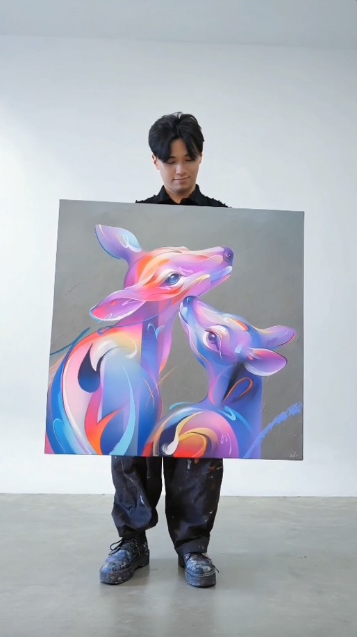 藏家在去年訂了一幅畫
中間卡住了很久
他希望要捕捉兄弟之間的情感
好幾個月一直沒有靈感和動力把它完成
畫不出來想要的感覺
因為已很久沒有跟哥哥說話了…
直到在心裡和哥哥和解了
開始有更多的交集和關心
關係一點一滴修復
我完成了自己的關卡
這張圖也終於畢業了
接下來要把它送走了
真的很開心 也會很不捨
你也有一個很久沒好好說話
但很在乎的兄弟姊妹嗎?
📩2027私人幻獸訂製畫作
開放預約,請私訊或email詢問 縮圖