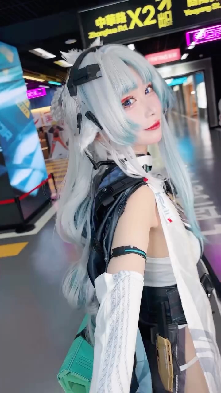 當你的二次元老婆從周邊裡跑出來:
#明日方舟終末地 #終末地 #訣 #Arcane #arknightsendfield 縮圖