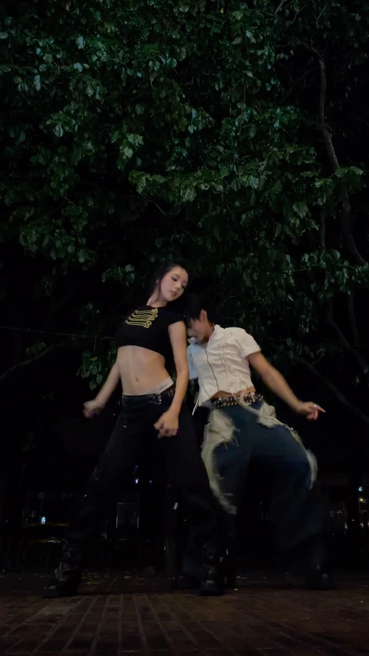 FLIRTY 🌶️🥵

@dayoungism @moresojuplease 
 #DAYOUNG #JayPark #FLIRTY  #FLIRTY_Challenge 縮圖