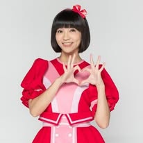 草莓姐姐-簡皎竹 Instagram 創作者頭像