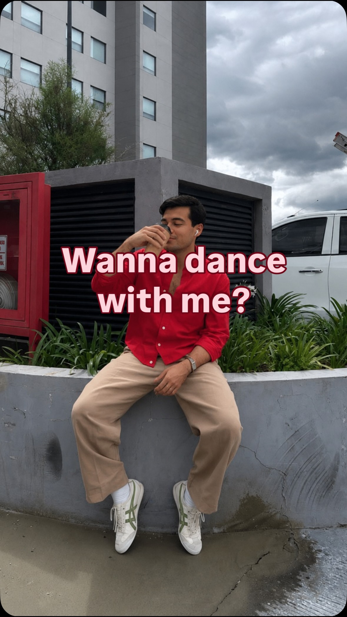 Have you danced today?
#fyp #livingyourbest #happydance #grateful #happytobehere❤️ 縮圖