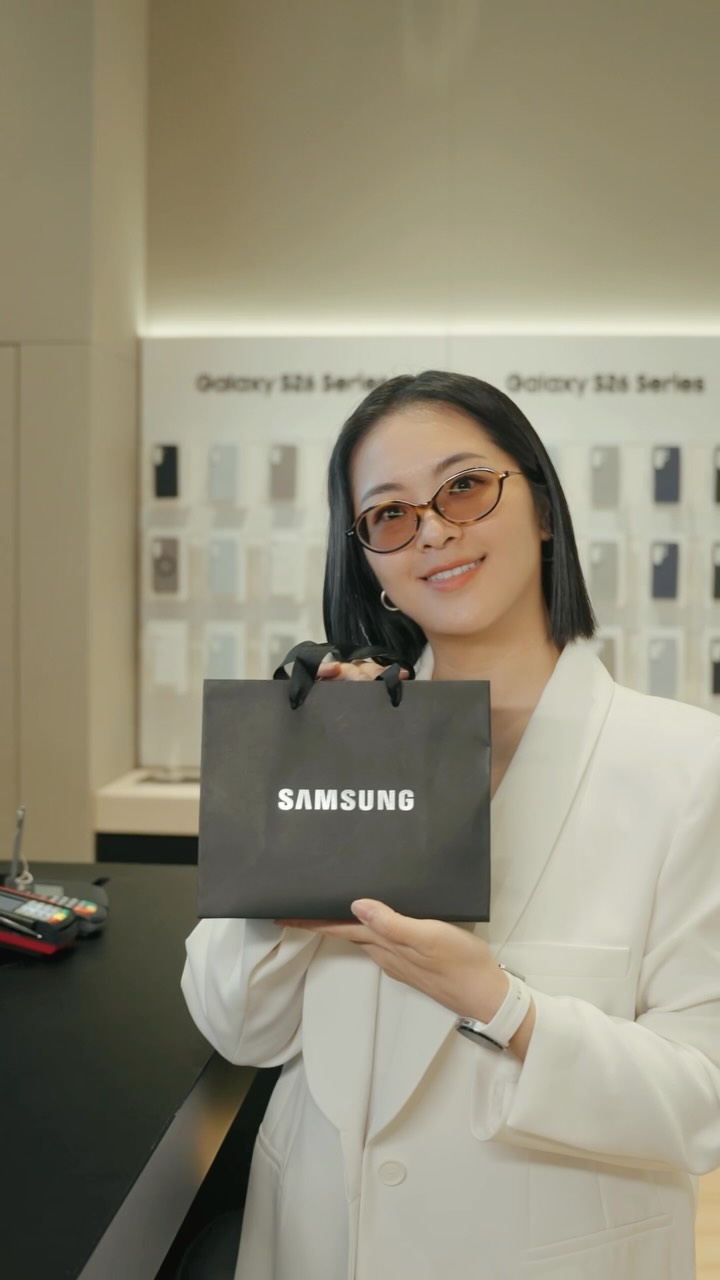\NEW/時尚潮流摺疊機來了!
剛剛好的螢幕尺寸 👀 每一眼都沉浸其中🤩
📢 容量升級 512GB 不加價 *需搭配指定方案
8/13 前預購👉 https://pse.is/9e7r4x
獨家只在三星智慧館門市
💃 多一份安心 | 獨家延長保固 12 個月
💃 多一點划算 | 舊機換購最高省 3 萬
💃 三星官方贊助 | 登錄抽萬元美型音響 & 膠囊咖啡機
【社群玩家加碼 ✨ 電商人妻粉絲限定】
8/13 前預購 Galaxy 全新旗艦摺疊
取貨結帳出示貼文留言+分享,現折 1,000 元!
*數量有限,各門市兌完為止
🌌 門市現場驗機、轉資料、AI 教學一次搞定
瞭解更多活動 👉 https://pse.is/9e7r6b
探索最近門市 👉 https://reurl.cc/vapvle
@samsungtaiwan #三星智慧館 縮圖