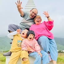 瑋瑋道來｜大基數媽咪的真實生活 Wei Xing｜減脂料理｜代謝管理師｜自媒體經營｜親子育兒｜夫妻生活 Instagram 創作者頭像