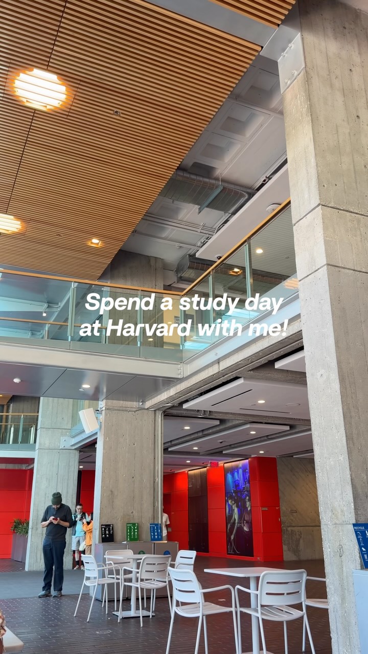 Lowkey had to lock in for a bit before school because I forgot literally everything over the summer🥳 in love with romanticizing it all though, that’s what makes life fun!!! Can’t believe I get to study in this beautiful city. With lots of lox bagels always :)))) 

#college #harvard #explore 縮圖