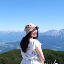 YES STELLA GO｜歐洲旅行｜數位遊牧 Instagram 創作者頭像