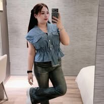 Putri Shulung💦 Instagram 創作者頭像