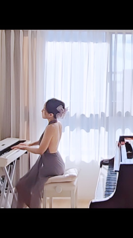 🍁 A little closer to my favorite season. 🍂
#piano
#pianomusic
#pianist
#pianocover
#instrumentalmusic 縮圖