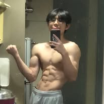 簡唯恩🍚 Instagram 創作者頭像