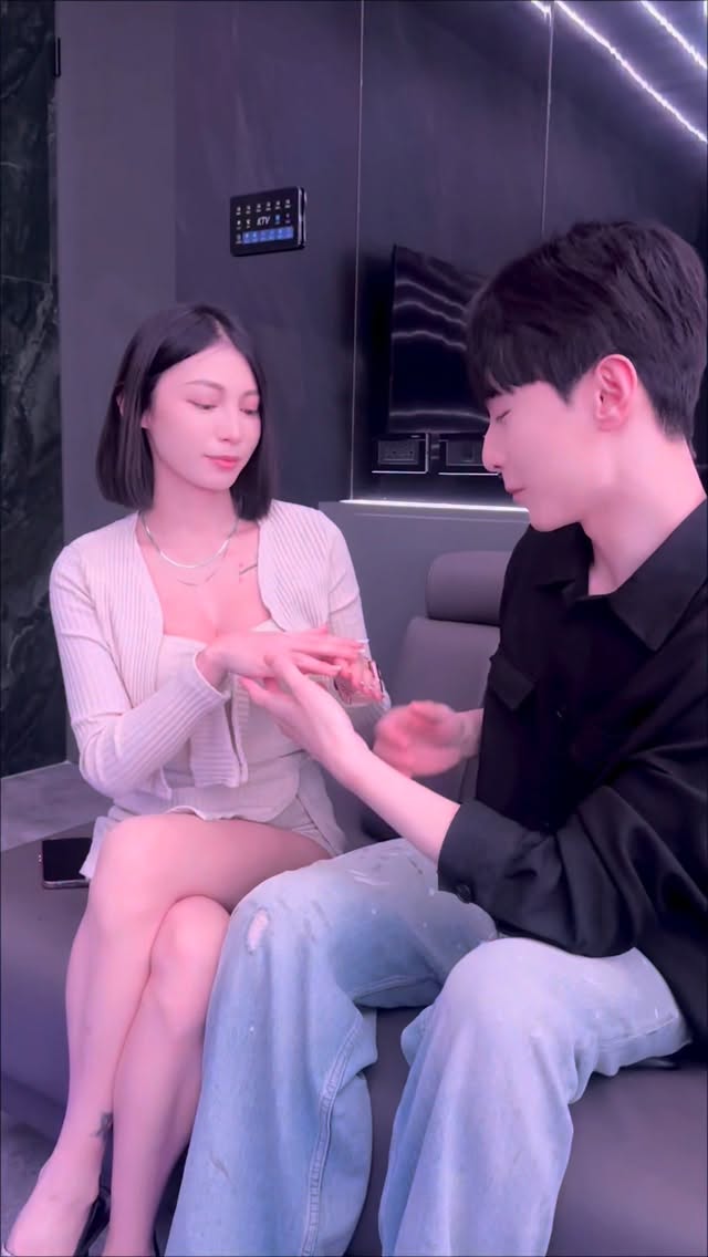 哥你誤會了 #嫣然男傳部隊 #男傳 #八大 #台中 縮圖