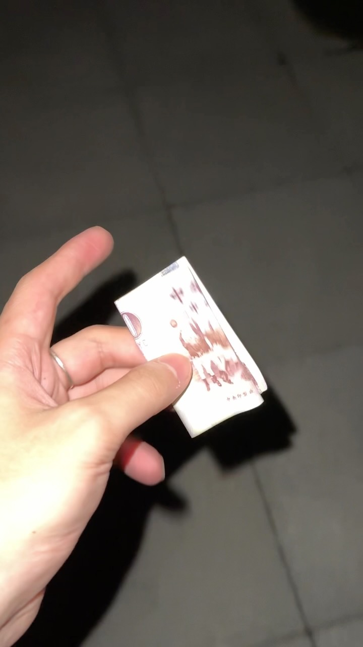 真好
明天一早上班
就可以撿到錢
#遊戲 #生活 #快樂 #高雄 #岡山 縮圖